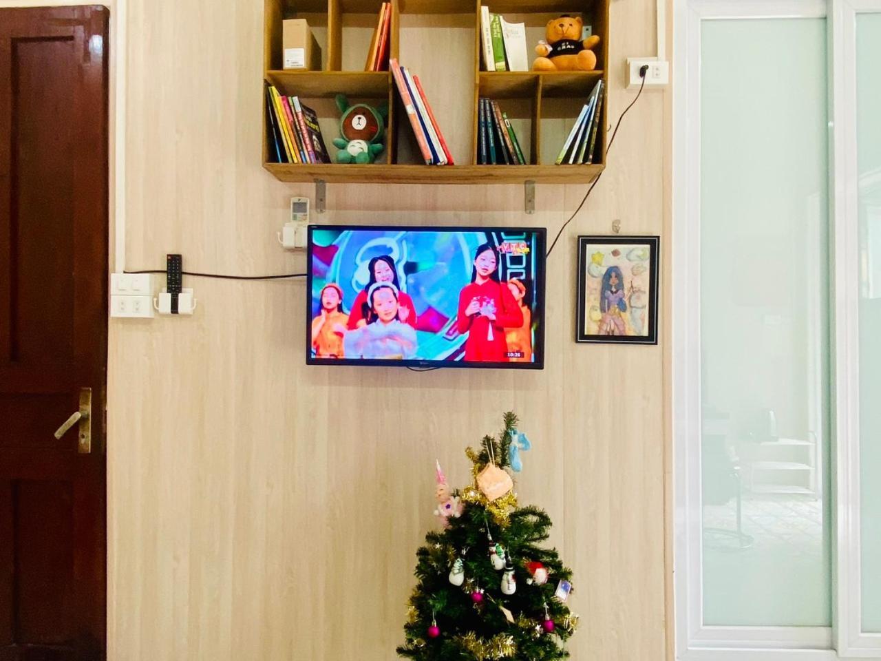 Cozy Homestay With Large Bed, Private Bathroom, Large Balcony Ханой Экстерьер фото